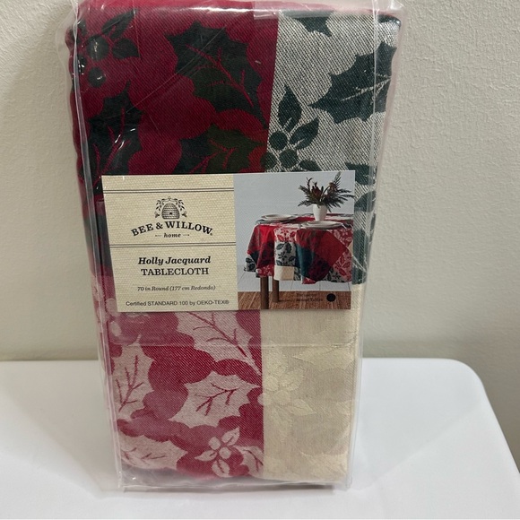 Christmas Round Jacquard Table Cloth - Picture 1 of 5